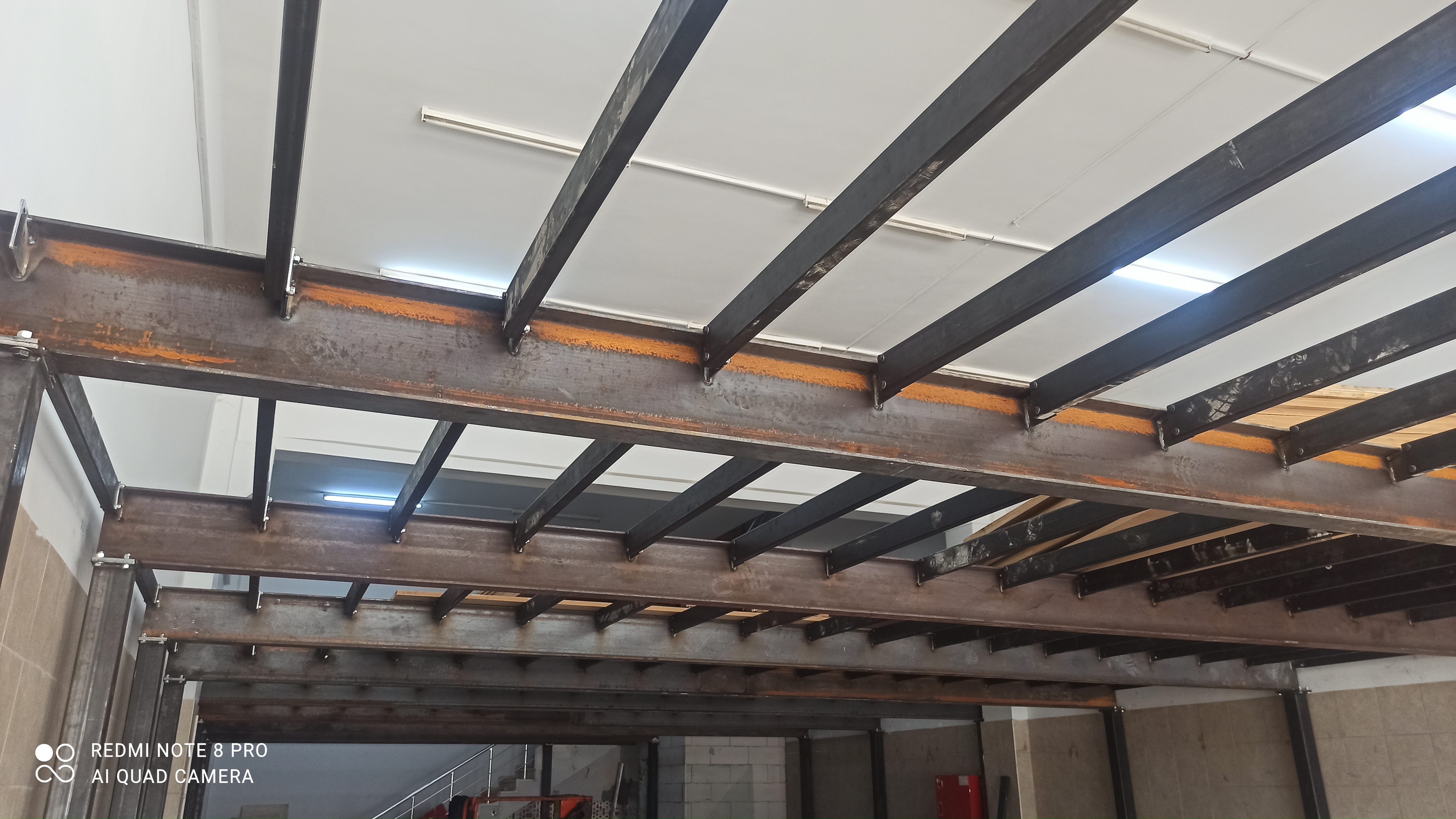 KÜÇÜK BALIKLI ÇELİK ASMA KAT 