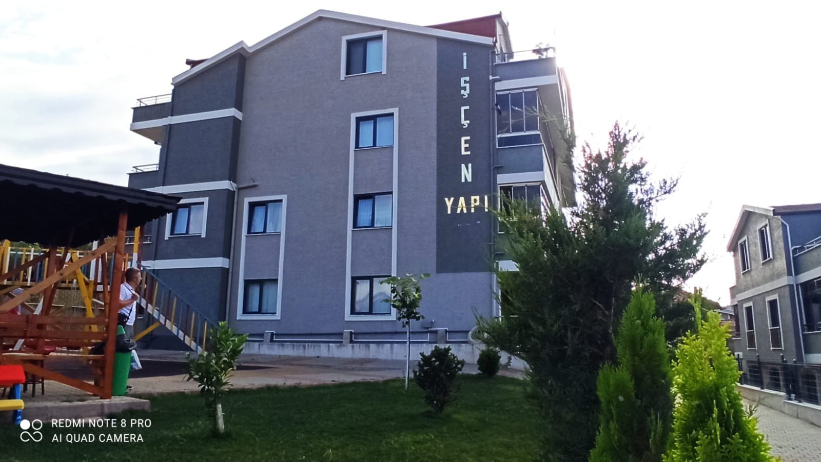 CADDE KAYAPA KONAKLARII